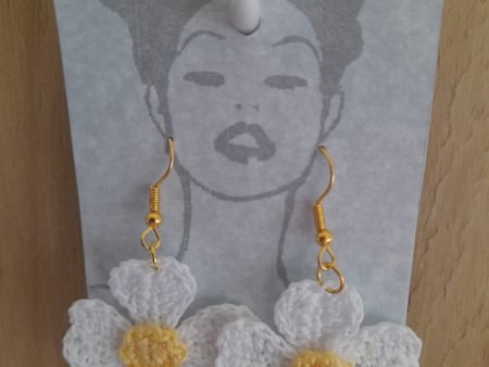 White Polyanthus Crochet Earrings Cheap