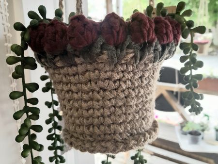 Hanging jute pot (claret rosebud) Cheap